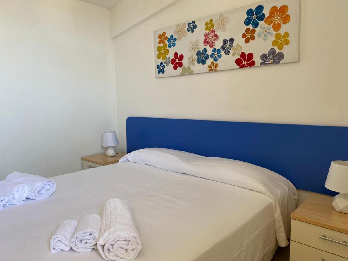 Casa Vacanze Il Giardino Dei Girasoli Marina di Ragusa Zewnętrze zdjęcie