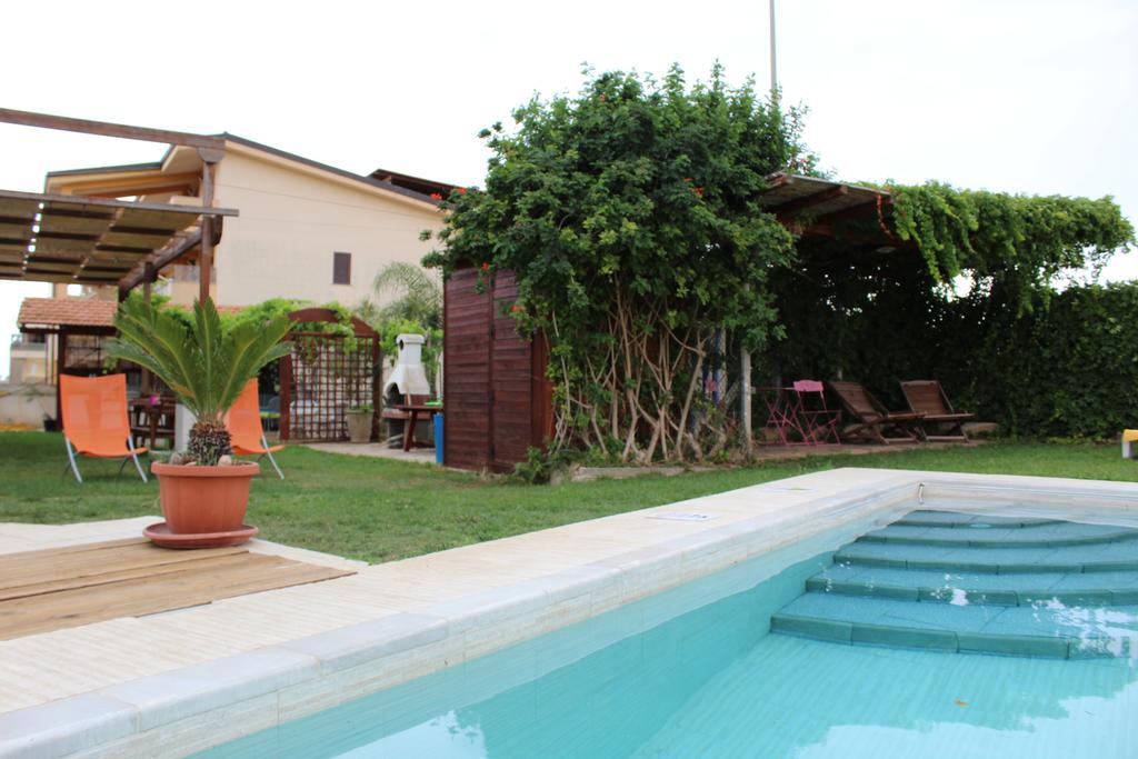 Casa Vacanze Il Giardino Dei Girasoli Marina di Ragusa Zewnętrze zdjęcie
